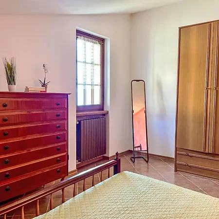 شقة Carlo By Interhome *